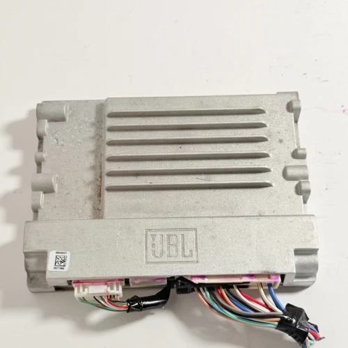 2018 Toyota Camry 8628006171 Used OEM Audio Amplifier