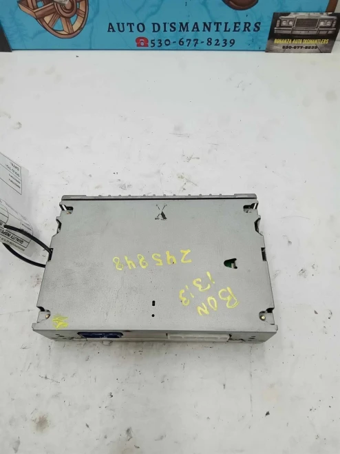 1994 Toyota Celica 8628020400 Used OEM Audio Amplifier