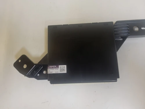 2017-2019 Toyota Highlander 886500E342 Used OEM Audio Amplifier
