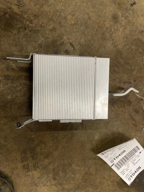 2004-2006 Toyota Solara JBL Used OEM Audio Amplifier