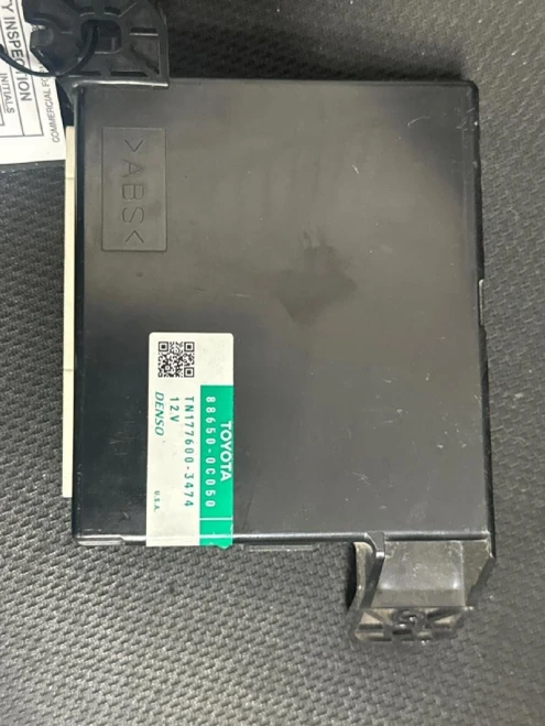 2007-2013 Toyota Tundra 886500C050 Used OEM Audio Amplifier