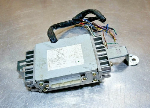 1994-1998 Toyota Used OEM Audio Amplifier