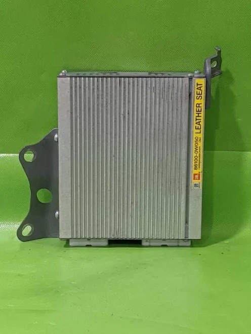 2006-2007 Toyota Highlander JBL Used OEM Audio Amplifier