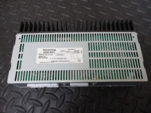 Toyota Crown 8628030471 Pioneer Used OEM Audio Amplifier