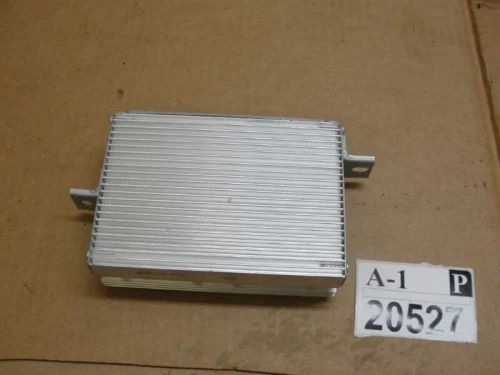 1998-2000 Toyota Sienna COMPUTER Used OEM Audio Amplifier