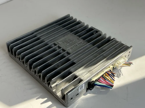 2016 Toyota Highlander 862800E120 Used OEM Audio Amplifier