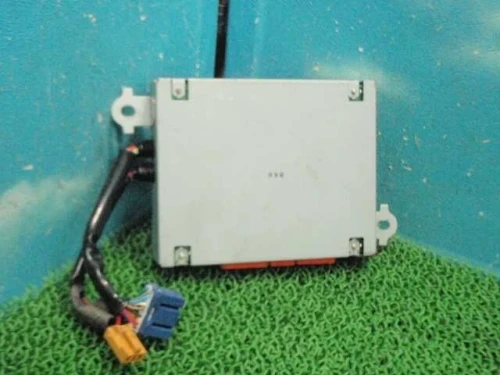 2003 Toyota 8628030500 Used OEM Audio Amplifier