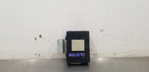1991 Toyota Land Cruiser 8865060060 Used OEM Audio Amplifier