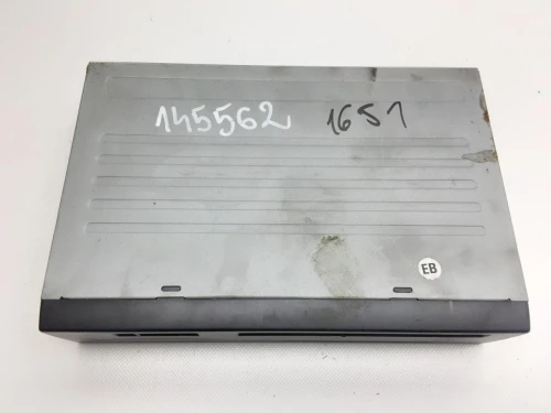 2003-2007 Toyota 8684153041 Used OEM Audio Amplifier