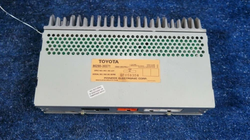 1998-2005 Toyota 8628030371 Pioneer Used OEM Audio Amplifier