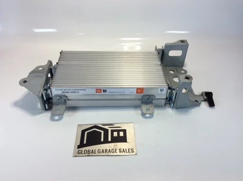 Toyota 862800W012 Used OEM Audio Amplifier