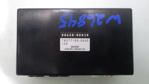 Toyota Sienna 8865008030 Used OEM Audio Amplifier