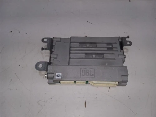 Toyota RAV4 862800R090 Used OEM Audio Amplifier