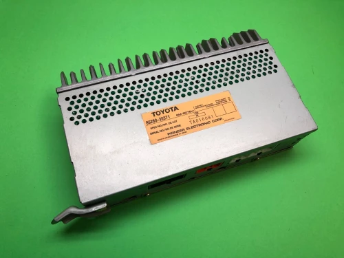 Toyota 8628030371 Pioneer Used OEM Audio Amplifier