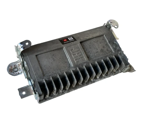 2011-2017 Toyota Sienna 8628008040 JBL Used OEM Audio Amplifier
