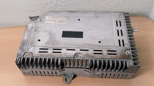 Toyota Crown 8628030140 Used OEM Audio Amplifier