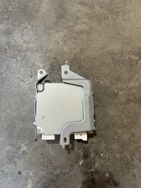 2018 Toyota Used OEM Audio Amplifier