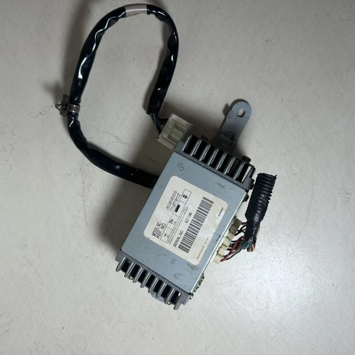 2000-2004 Toyota Tundra 862800C010 Premium Audio Used OEM Audio Amplifier