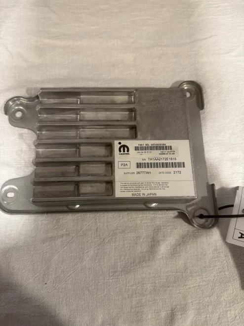 2022 Jeep Wagoneer 68549095AA Used OEM Audio Amplifier