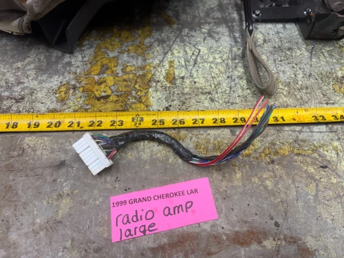 1999-2004 Jeep Grand Cherokee Used OEM Audio Amplifier