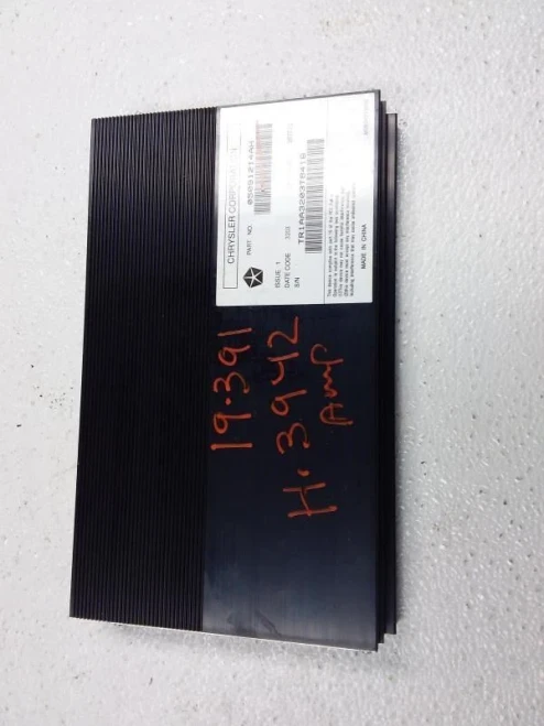2011-2016 Jeep 5091214AH Used OEM Audio Amplifier