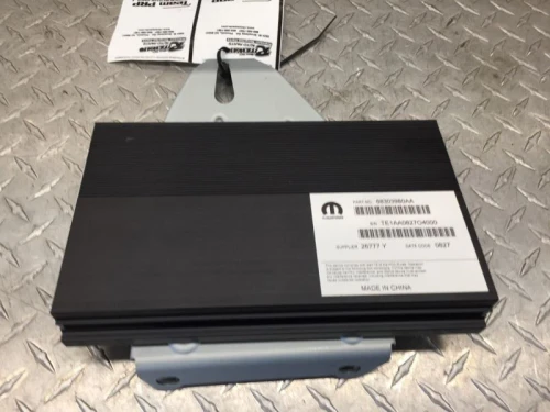 2016-2020 Jeep Grand Cherokee 506W Used OEM Audio Amplifier