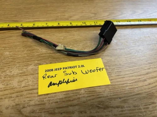 2007-2011 Jeep Patriot Used OEM Audio Amplifier