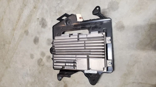 2013-2016 Lincoln MKT Premium Audio 14 Channel Used OEM Audio Amplifier
