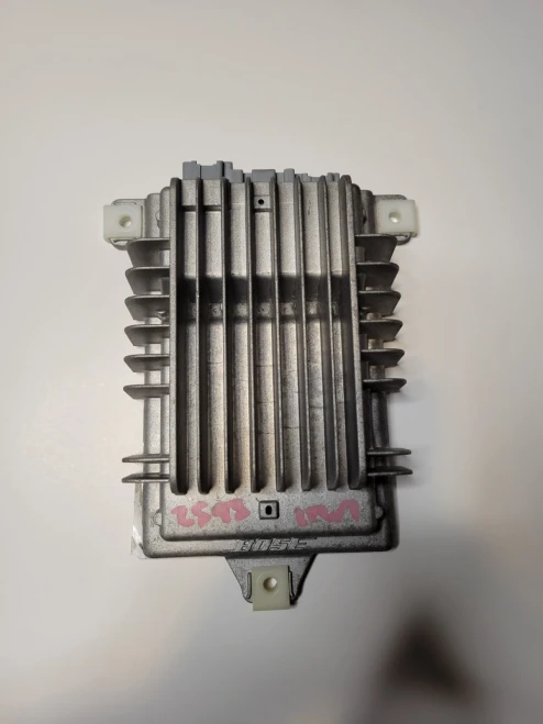 2008-2013 Cadillac CTS 25869049 Bose Used OEM Audio Amplifier