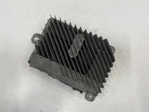 2016-2017 Cadillac Escalade 84004211 Bose Used OEM Audio Amplifier