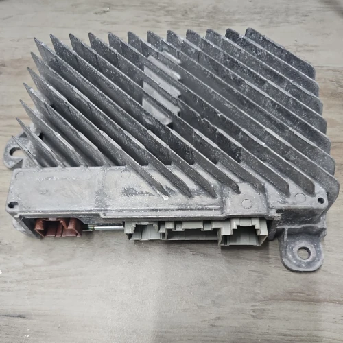 2014-2017 Cadillac XTS 84113732 Used OEM Audio Amplifier