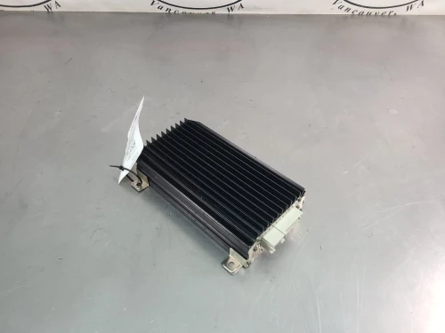 2004 Cadillac 15254600 Bose Used OEM Audio Amplifier