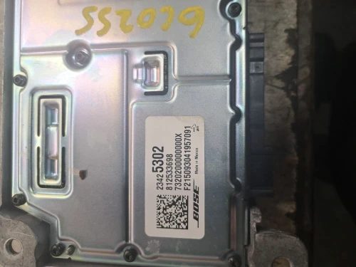 2015 Cadillac Escalade 23425302 Used OEM Audio Amplifier