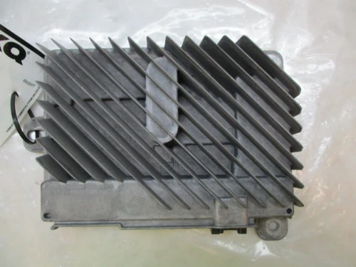 2016-2020 Cadillac 23364898 Bose Used OEM Audio Amplifier