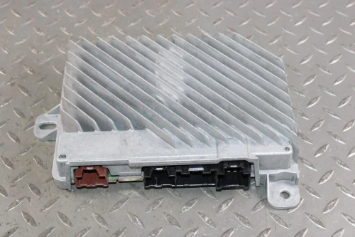 2016-2020 Cadillac 84503467 Bose Used OEM Audio Amplifier