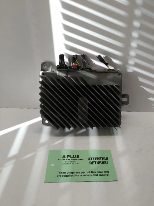 2017-2020 Cadillac Escalade 84503465 Used OEM Audio Amplifier