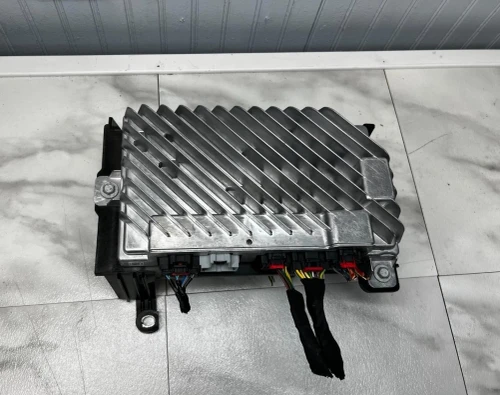 2021-2024 Cadillac Escalade 85578804 Used OEM Audio Amplifier