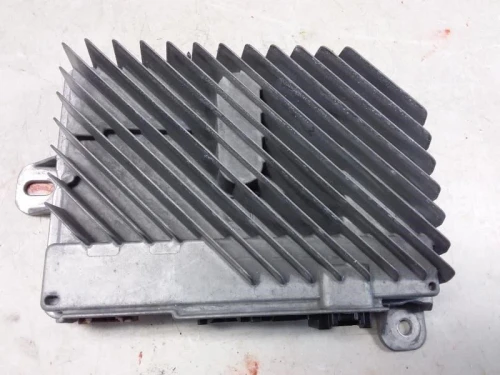 Cadillac Escalade 84111301 Bose Used OEM Audio Amplifier