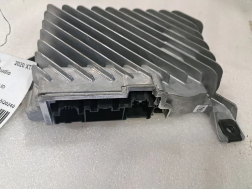 2020 Cadillac XT4 84722062 Used OEM Audio Amplifier