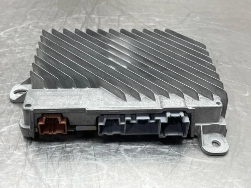 2018 Cadillac XT5 84121066 Bose Used OEM Audio Amplifier