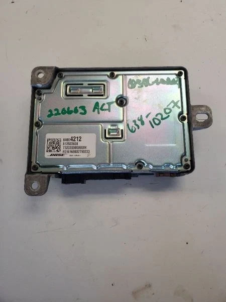 2017-2019 Cadillac Escalade 84503466 Used OEM Audio Amplifier
