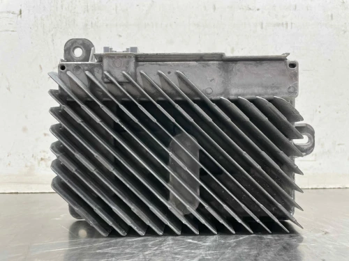 2015-2016 Cadillac SRX 23362376 Bose Used OEM Audio Amplifier