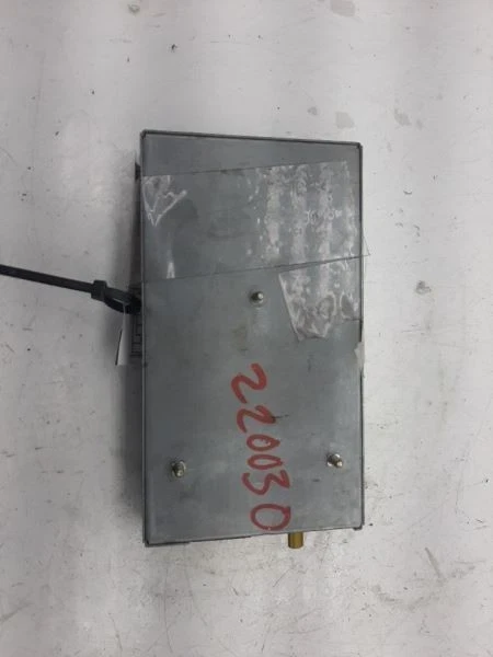 2003-2007 Cadillac 15125061 Used OEM Audio Amplifier