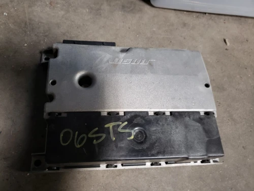 2005-2009 Cadillac STS 15856206 Bose Used OEM Audio Amplifier