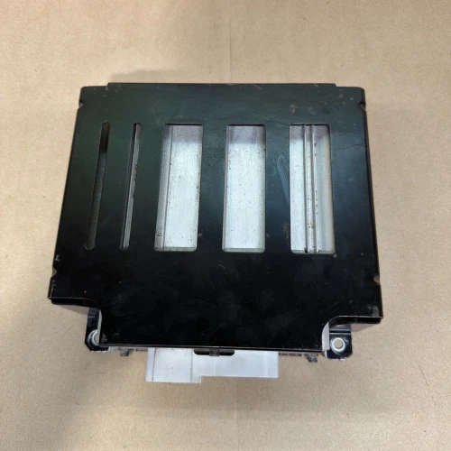 2009-2015 Nissan Xterra 28060ZL00A Rockford Fosgate Used OEM Audio Amplifier