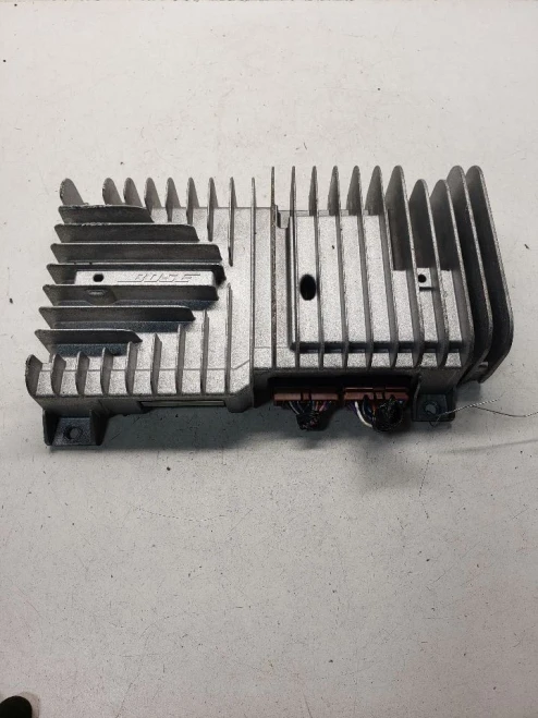 2010-2012 Nissan Altima Bose Used OEM Audio Amplifier