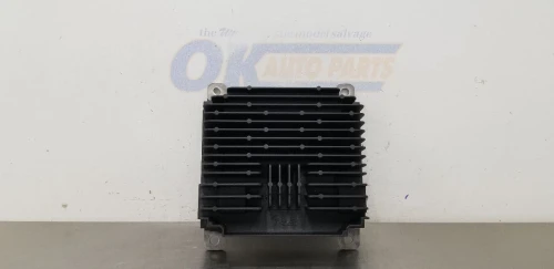 Nissan Titan 280609FU0A Used OEM Audio Amplifier