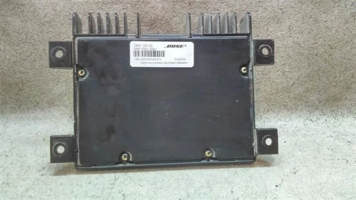 1999-2004 Nissan Pathfinder 280612W100 Bose Used OEM Audio Amplifier