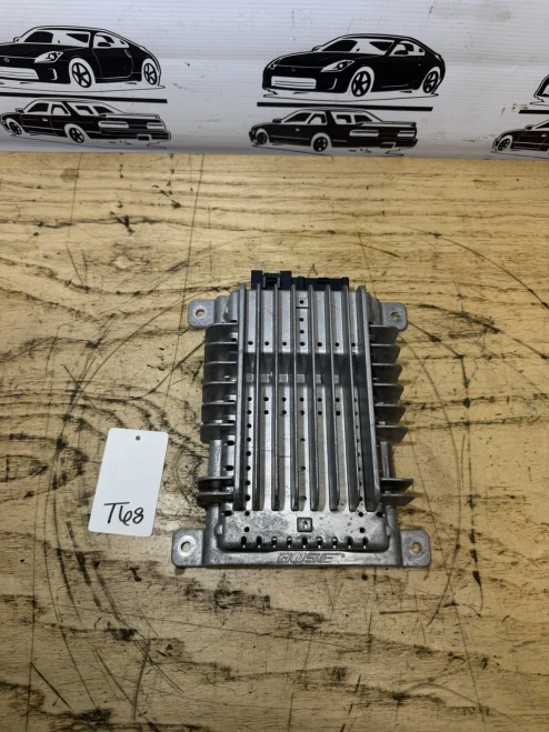 2005-2009 Nissan 350Z 28060CF005 Used OEM Audio Amplifier