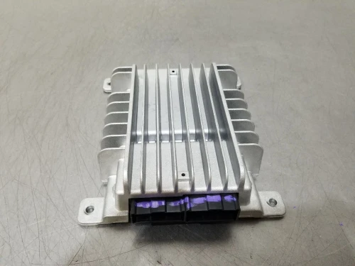 Nissan 370Z 280611ET0A Bose Used OEM Audio Amplifier